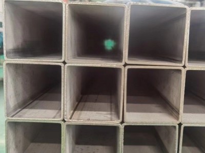 大口徑不銹鋼方管